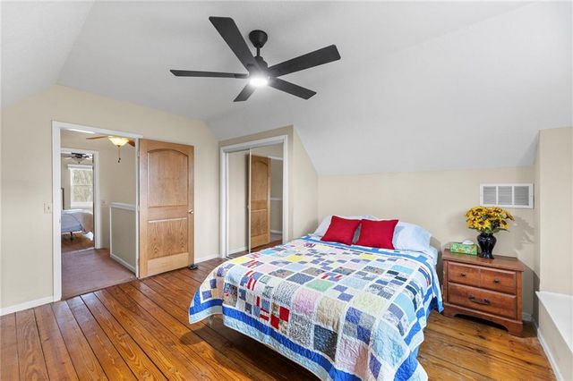 25828 Old KC Road, Paola, KS 66071