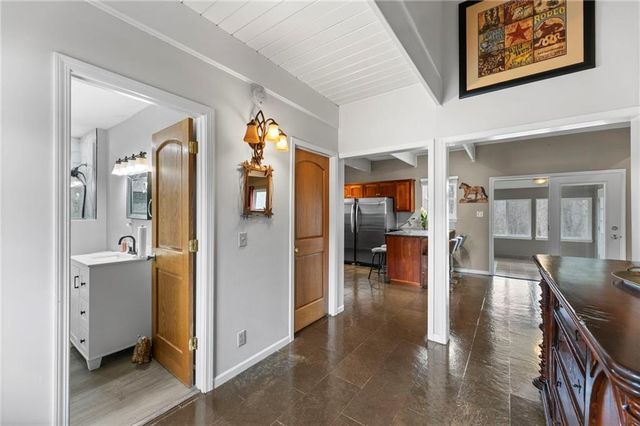 25828 Old KC Road, Paola, KS 66071