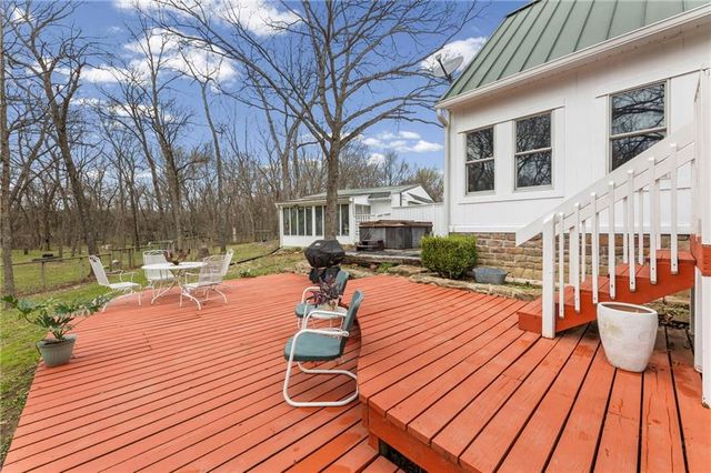 25828 Old KC Road, Paola, KS 66071