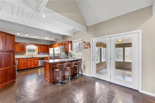 25828 Old KC Road, Paola, KS 66071