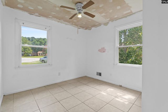 101 Nutmeg Road, Lexington, SC 29073