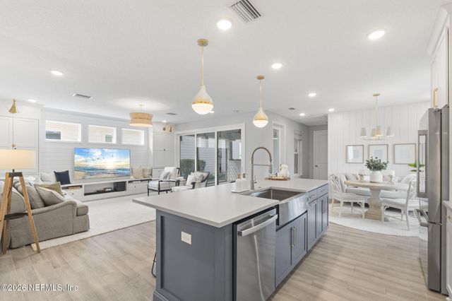 37 CAIDEN Drive, Ponte Vedra, FL 32081