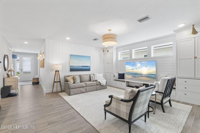 37 CAIDEN Drive, Ponte Vedra, FL 32081