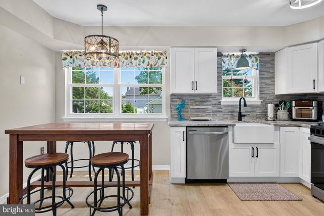 393 BRYN MAWR DR, Williamstown, NJ 08094