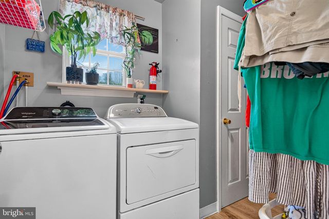 393 BRYN MAWR DR, Williamstown, NJ 08094