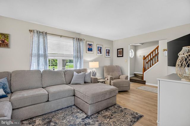 393 BRYN MAWR DR, Williamstown, NJ 08094