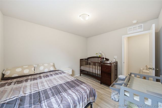 3583 E 144th Place S, Bixby, OK 74008