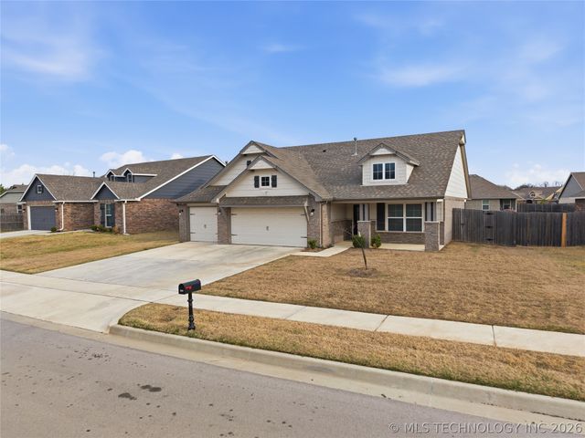 3583 E 144th Place S, Bixby, OK 74008