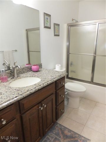 761 Rockside Road, Seven Hills, OH 44131