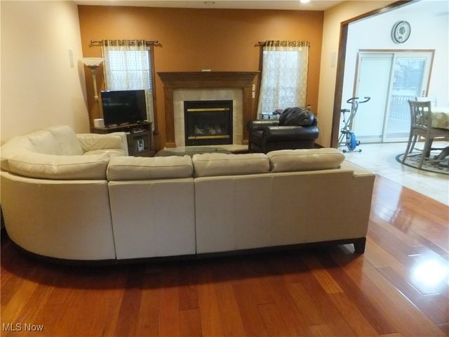 761 Rockside Road, Seven Hills, OH 44131