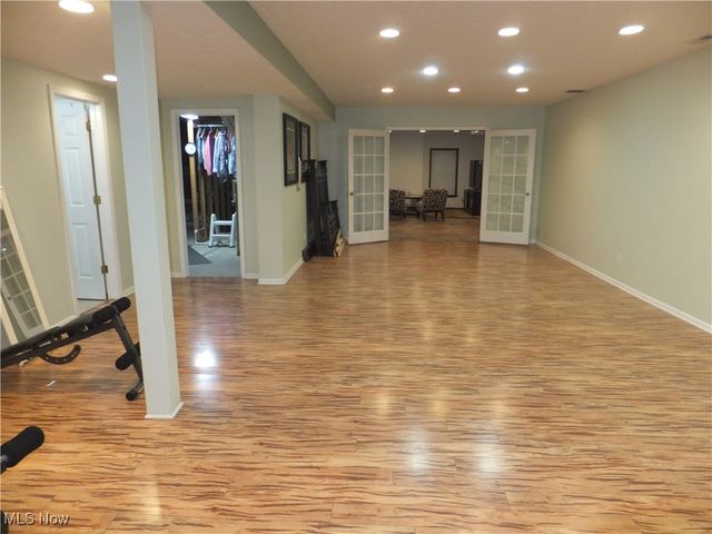 761 Rockside Road, Seven Hills, OH 44131