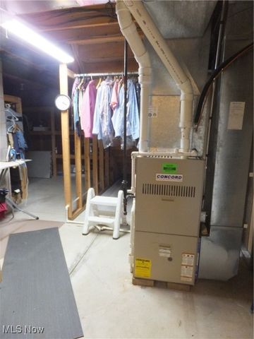 761 Rockside Road, Seven Hills, OH 44131