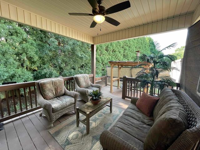 409 Shadow Oak Court, Boiling Springs, SC 29316