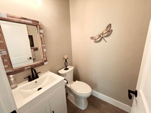 409 Shadow Oak Court, Boiling Springs, SC 29316