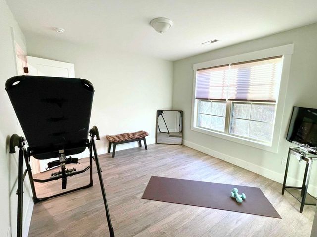 409 Shadow Oak Court, Boiling Springs, SC 29316