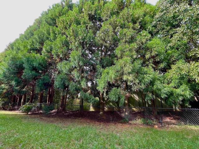 409 Shadow Oak Court, Boiling Springs, SC 29316