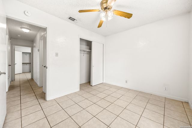 4627 Sparrows Nest, San Antonio, TX 78250