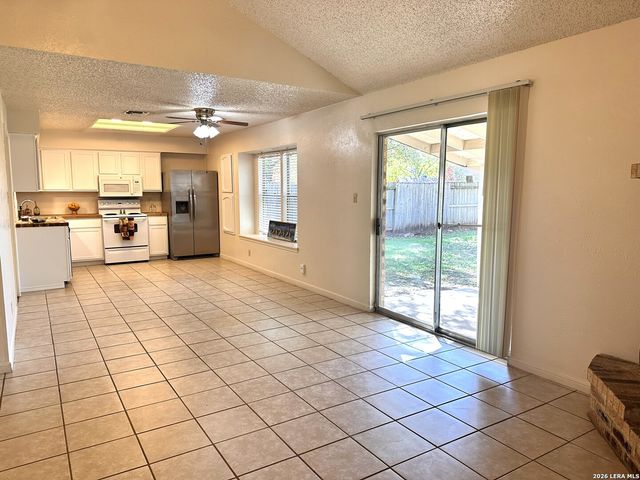 4627 Sparrows Nest, San Antonio, TX 78250