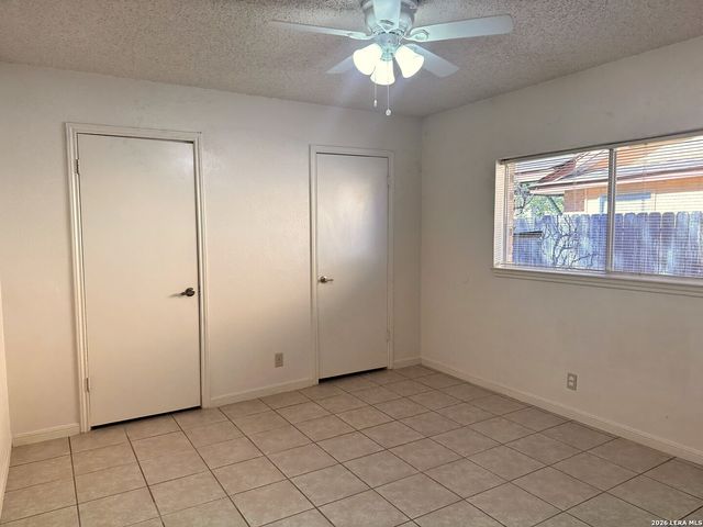 4627 Sparrows Nest, San Antonio, TX 78250