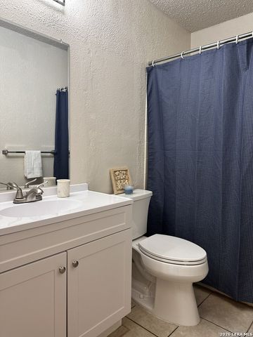 4627 Sparrows Nest, San Antonio, TX 78250