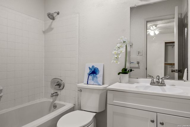 4627 Sparrows Nest, San Antonio, TX 78250