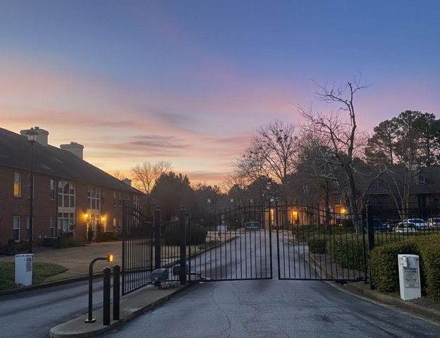 403 Bedfort Drive, Duluth, GA 30096