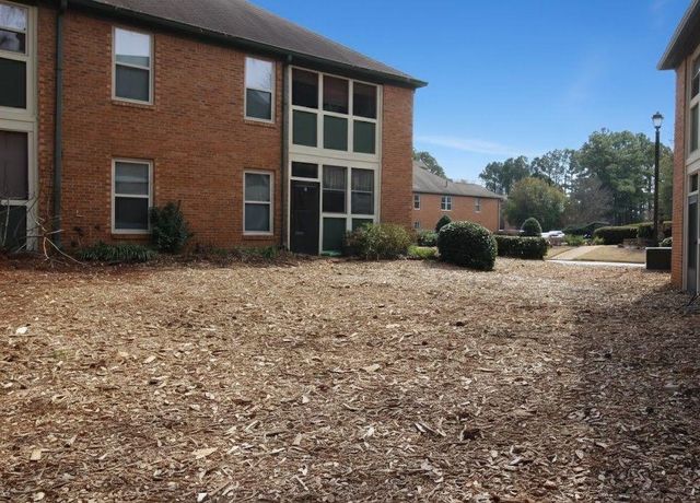 403 Bedfort Drive, Duluth, GA 30096