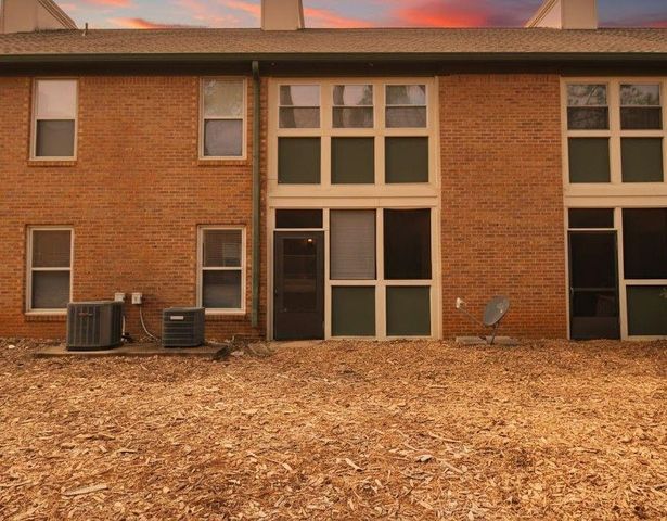 403 Bedfort Drive, Duluth, GA 30096