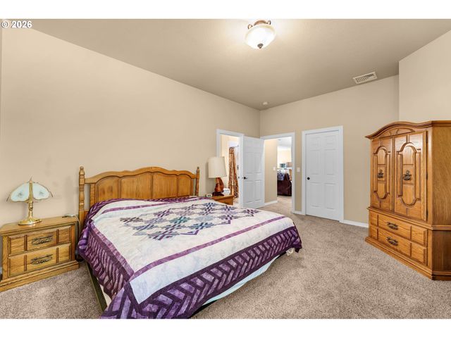 491 SAPPHIRE Rd, Woodland, WA 98674