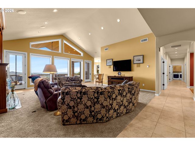 491 SAPPHIRE Rd, Woodland, WA 98674