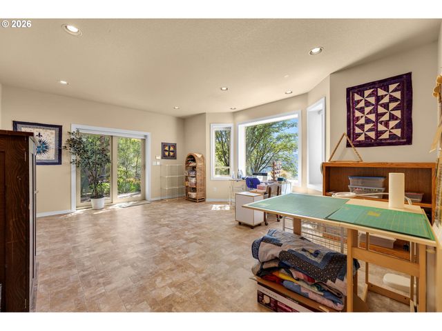 491 SAPPHIRE Rd, Woodland, WA 98674