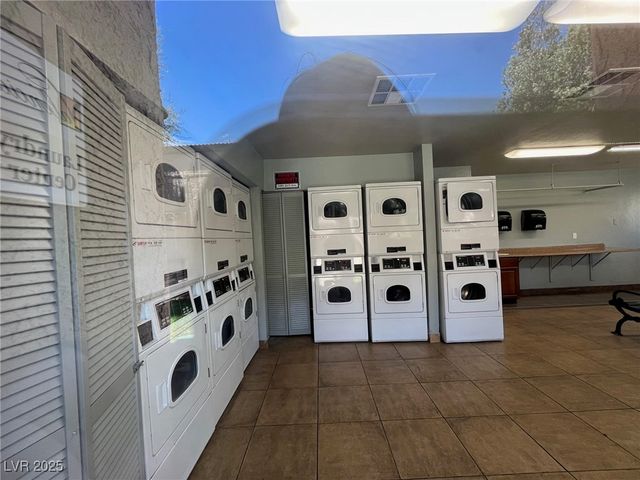 1455 East Katie Avenue K13, Las Vegas, NV 89119