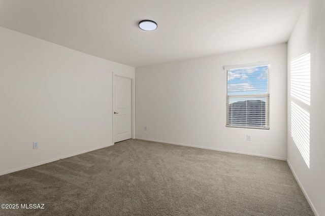 11288 S Weismann Drive, Vail, AZ 85641