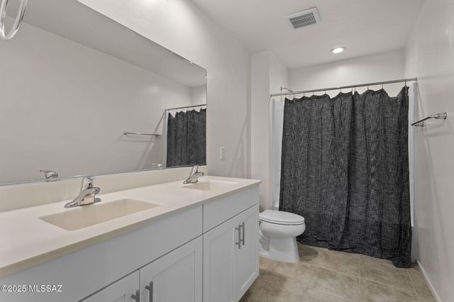 11288 S Weismann Drive, Vail, AZ 85641