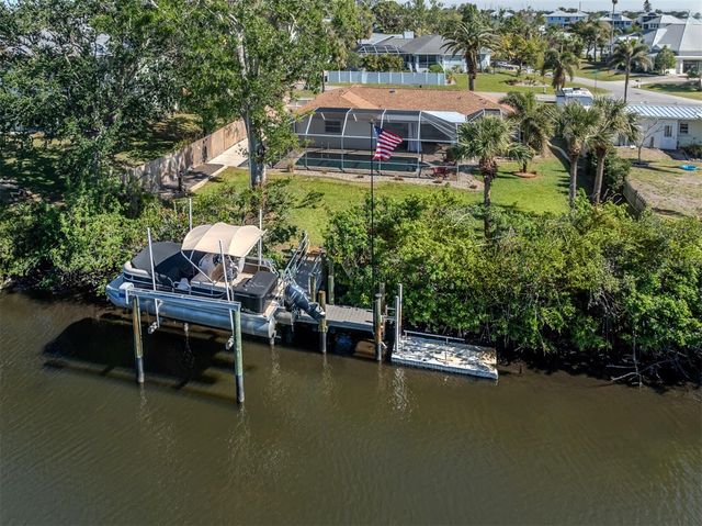 809 GARLAND AVENUE, Nokomis, FL 34275