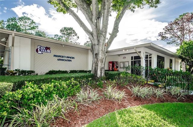 2101 FOX CHASE BOULEVARD 204, Palm Harbor, FL 34683