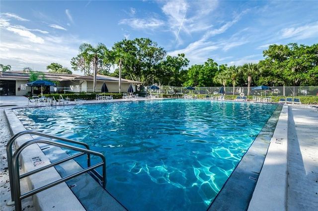 2101 FOX CHASE BOULEVARD 204, Palm Harbor, FL 34683