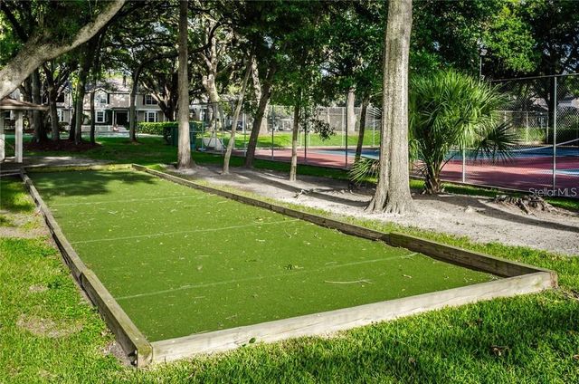 2101 FOX CHASE BOULEVARD 204, Palm Harbor, FL 34683