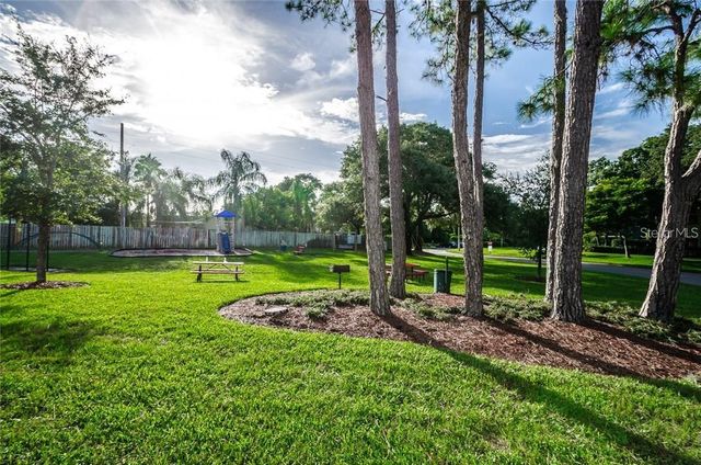 2101 FOX CHASE BOULEVARD 204, Palm Harbor, FL 34683