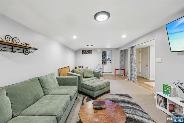 13-29 20th Street, Fair Lawn, NJ 07410