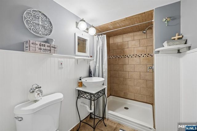 13-29 20th Street, Fair Lawn, NJ 07410