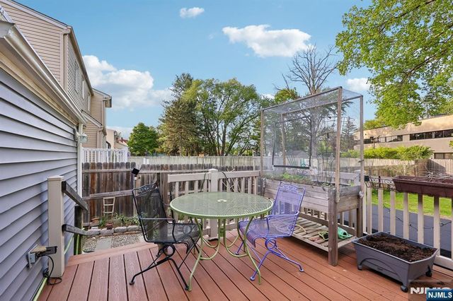 13-29 20th Street, Fair Lawn, NJ 07410