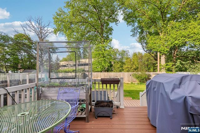 13-29 20th Street, Fair Lawn, NJ 07410