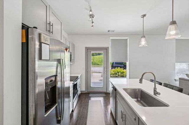 1638 54th Ave N Apt 101, Nashville, TN 37209