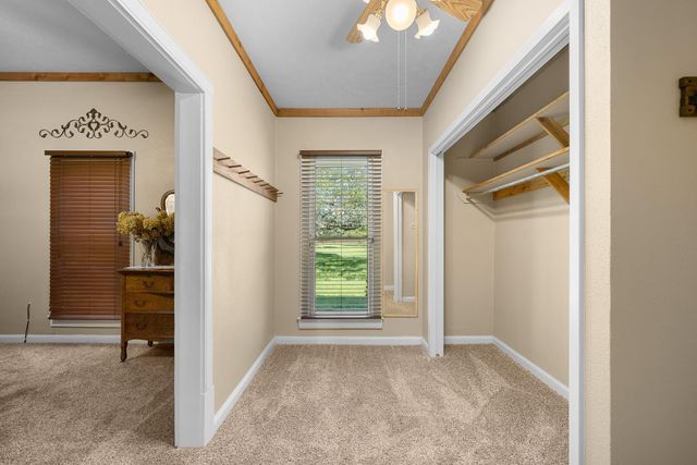 1195 County Road 161, Rock Island, TX 77470