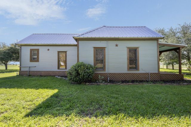 1195 County Road 161, Rock Island, TX 77470