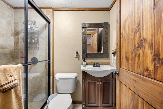 1195 County Road 161, Rock Island, TX 77470