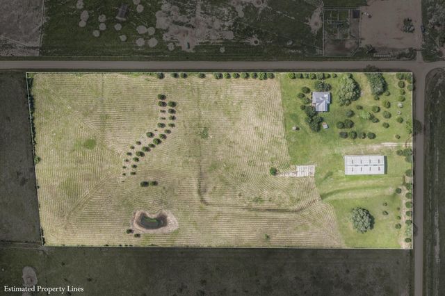 1195 County Road 161, Rock Island, TX 77470