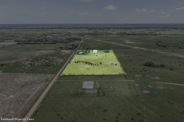 1195 County Road 161, Rock Island, TX 77470