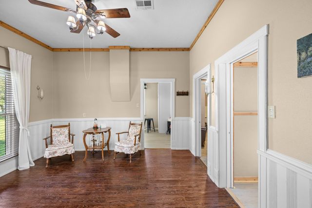 1195 County Road 161, Rock Island, TX 77470